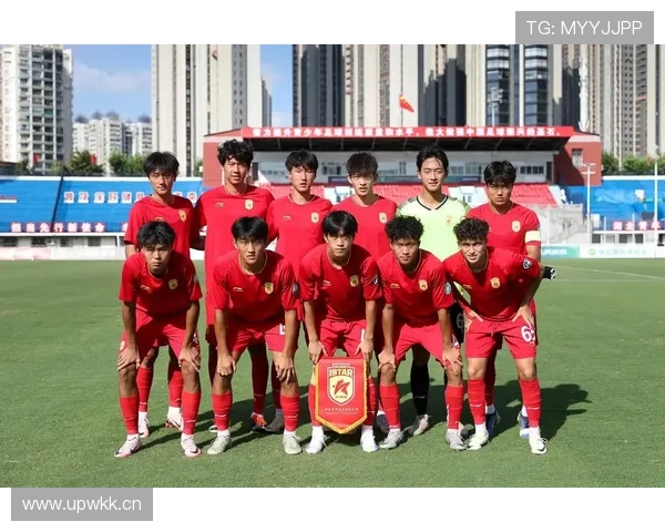 大连签约前鲲城中场刘至郅补强 大连签约前鲲城中场刘至郅补强