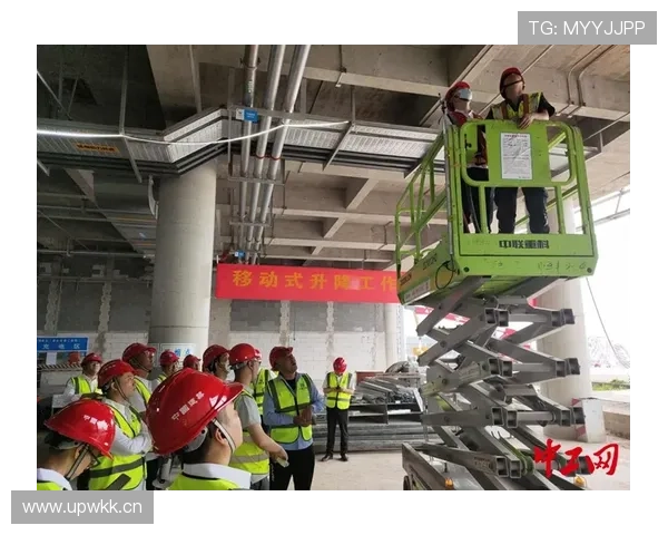 拉波尔塔叉车竞选学会升叉现场