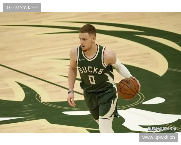 迪文琴佐右跟腱撕裂赛季报销